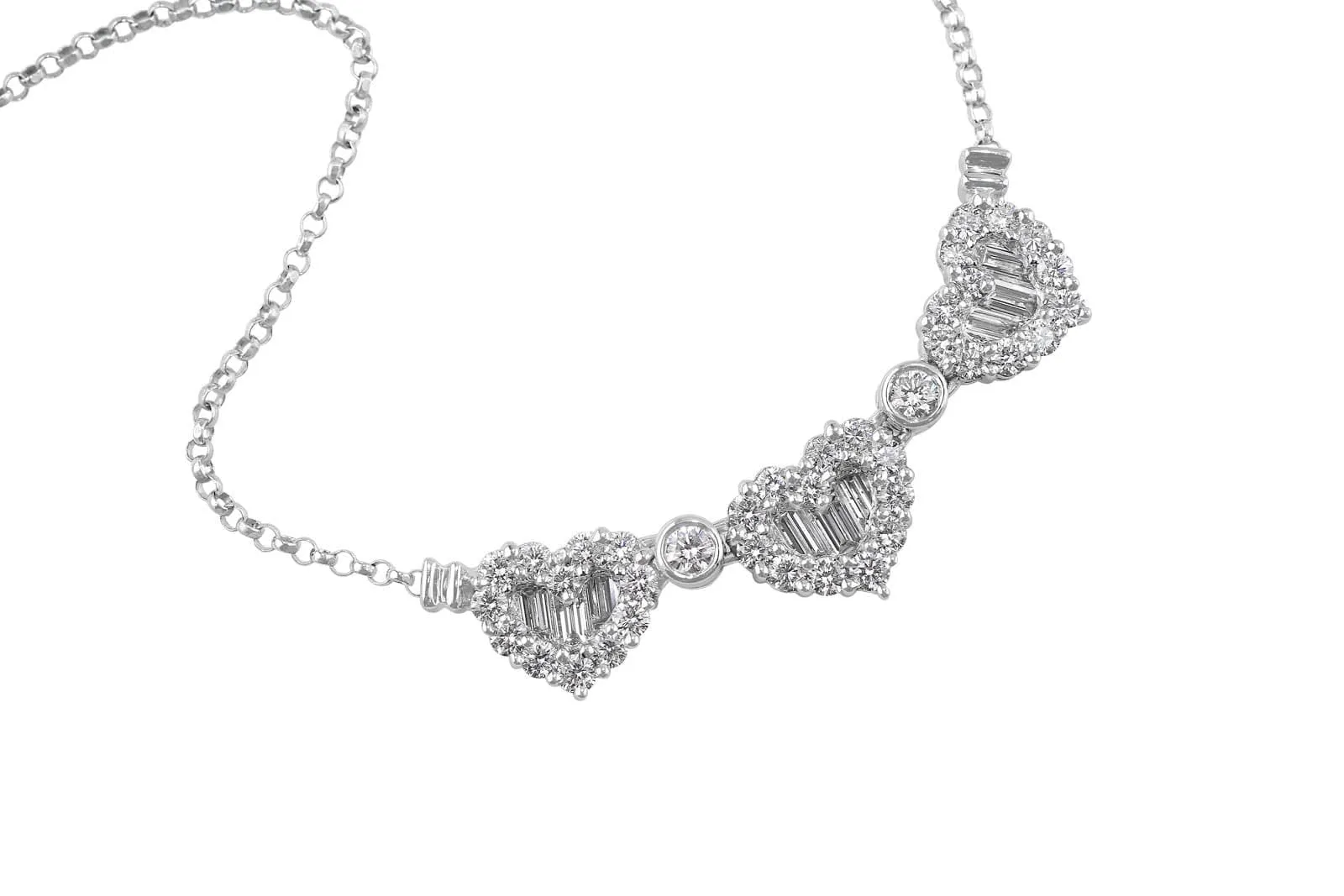 18k White Gold Diamond Three Heart Necklace