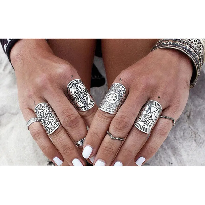 4PCS/Set Hot Sale Bohemia Vintage Rings Set Ethnic Carving Tibetan Antique Silver Plated Ring Set for Women Boho Beach Jewelry