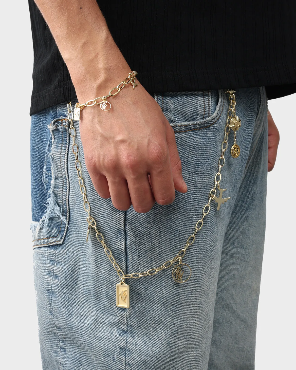 Charm Bracelet in Gold