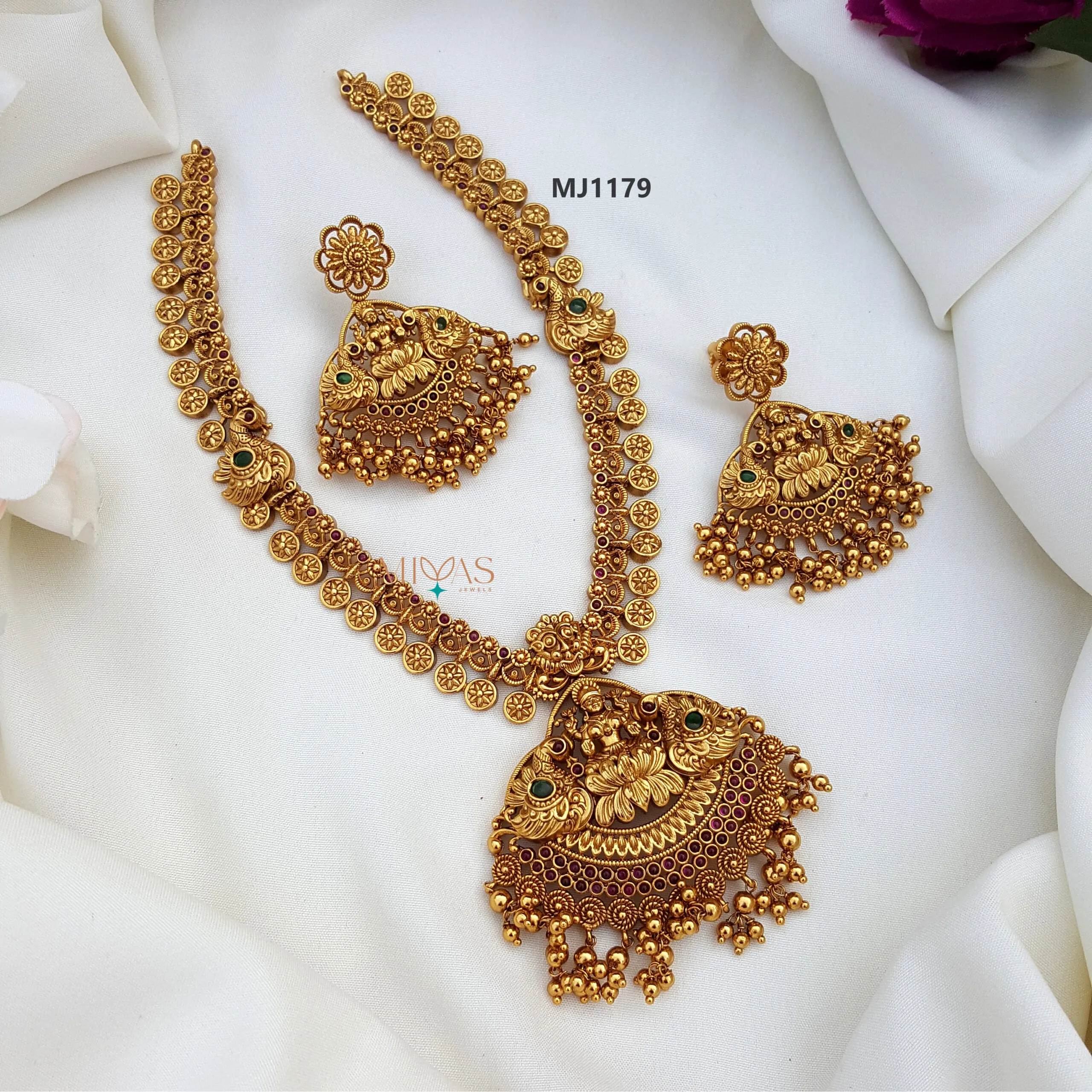 Classic Lakshmi Design Necklace