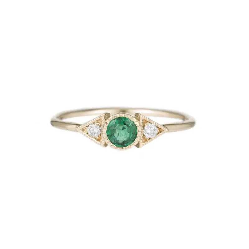 Emerald Spear Ring