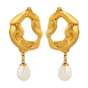 Extravagant Freshwater Pearl Pendant Earrings with French Retro Charm