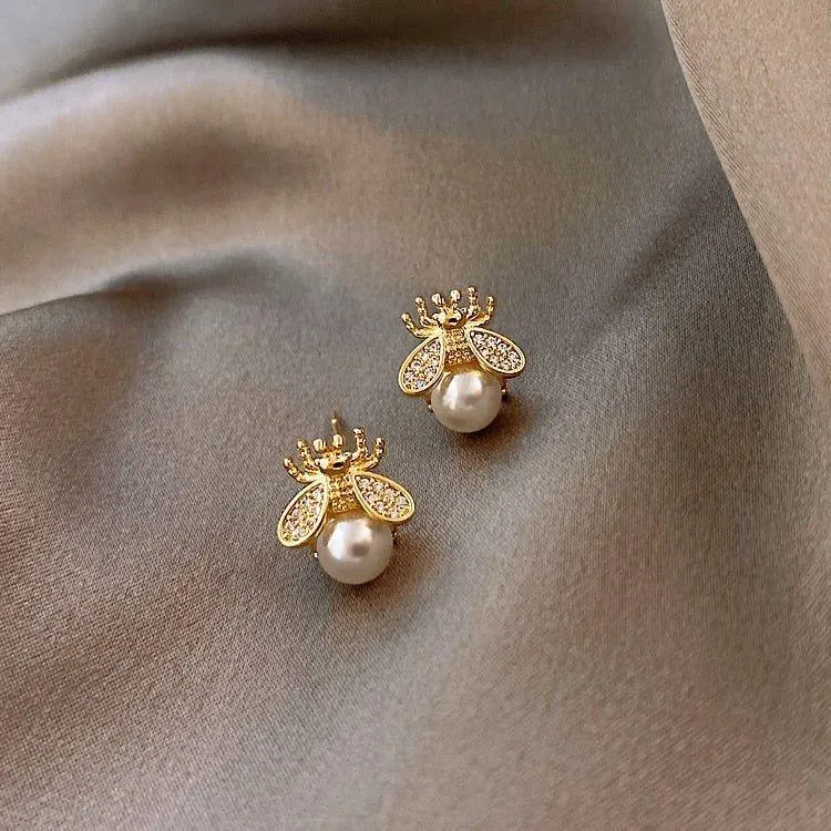 Fashion Pearl Simple Bee Pattern Earrings Charm Jewelry XYS0444