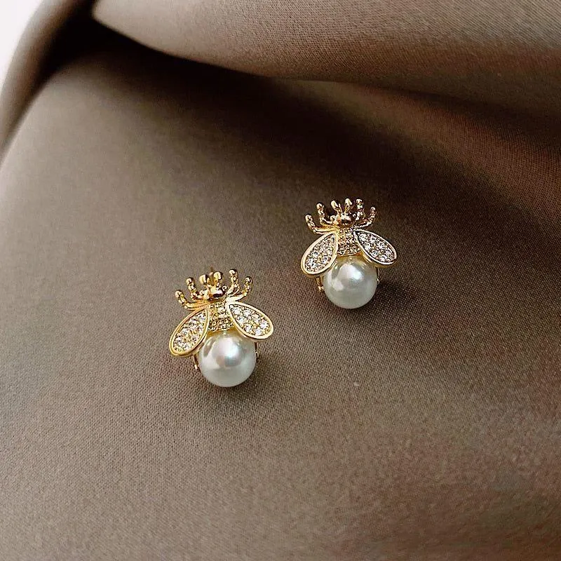 Fashion Pearl Simple Bee Pattern Earrings Charm Jewelry XYS0444