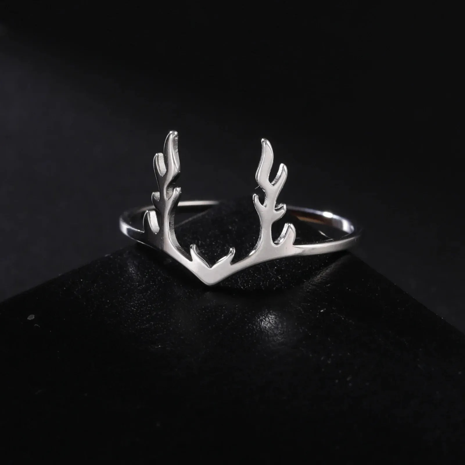 HIPEE Animal Deer Antler Shape Rings For Women Men Jewerly Stainless Steel Ring Couple Rings For Women Christmas Party Gifts