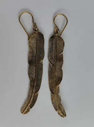 Kala Simple Feather Earrings