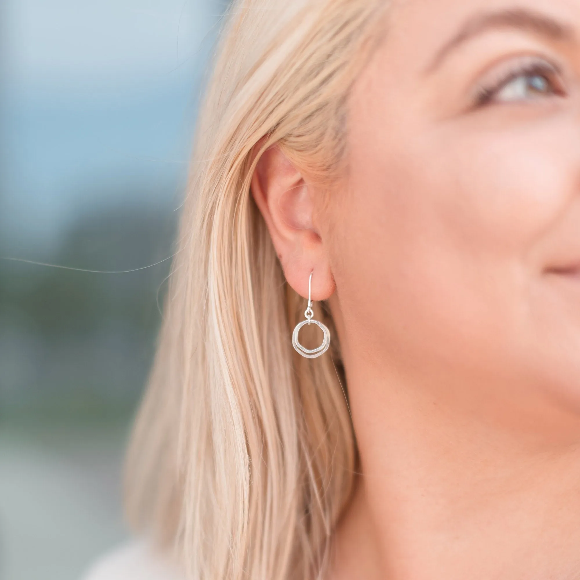 mini simple caldera earrings