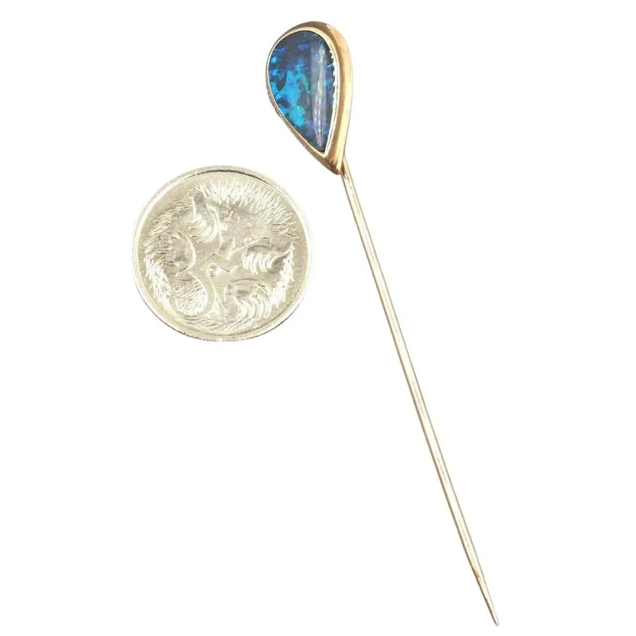 Opal 9ct Yellow Gold Pin