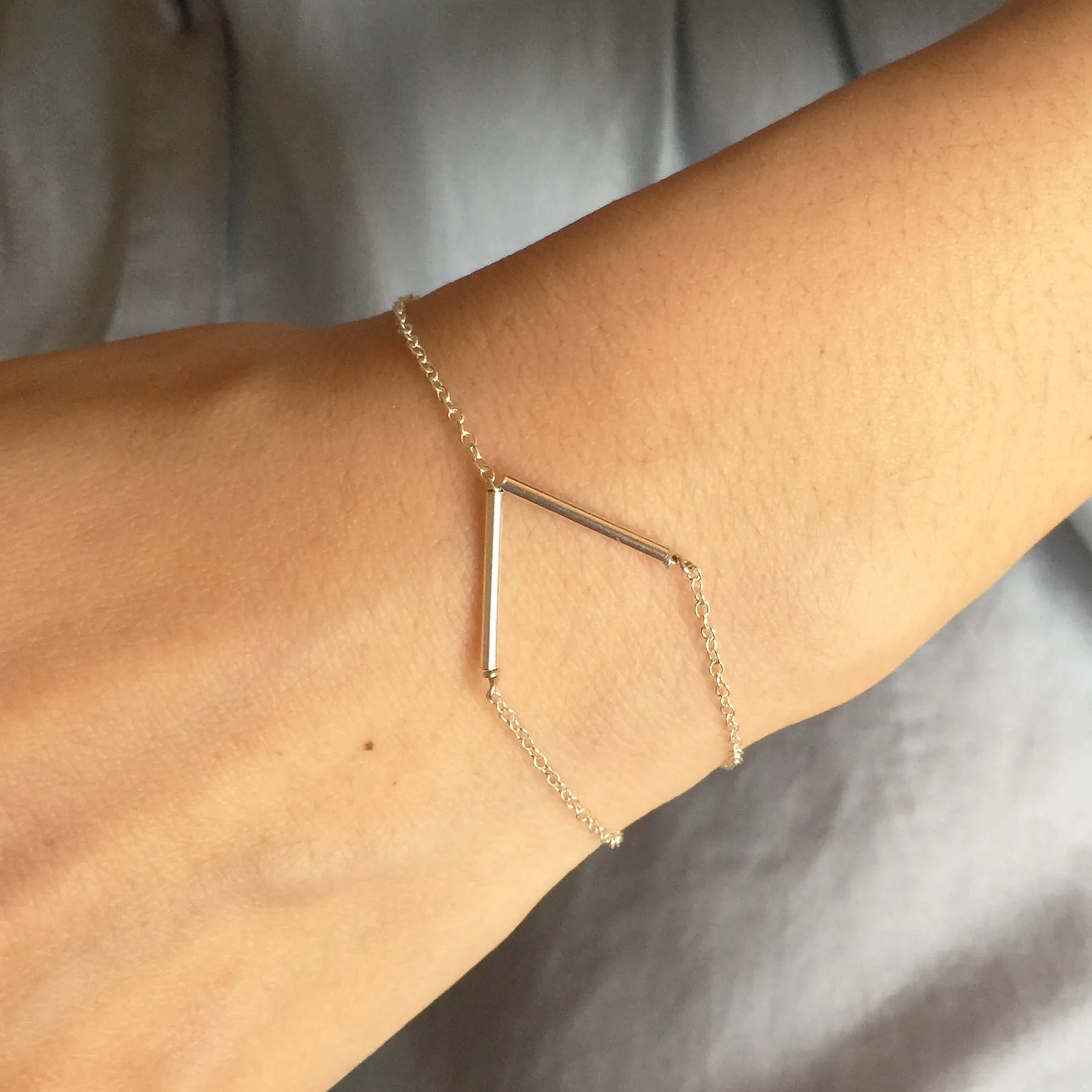 V Bracelet