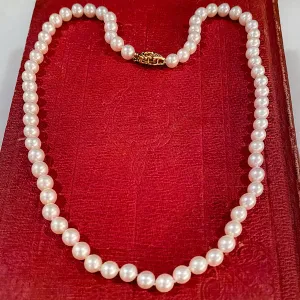 Vintage Single Strand Pearl Necklace